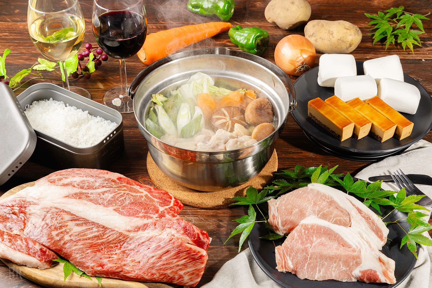 Three kinds of local brand meats including Dando beef shoulder loin 01