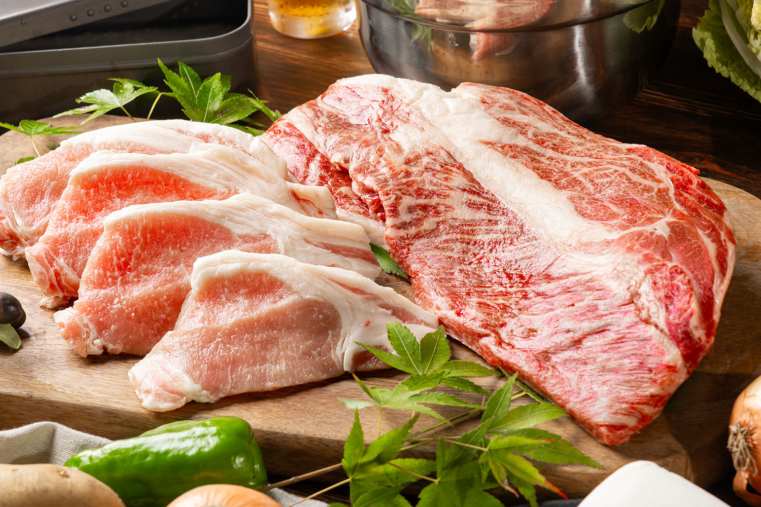 Three kinds of local brand meats including Dando beef shoulder loin 03